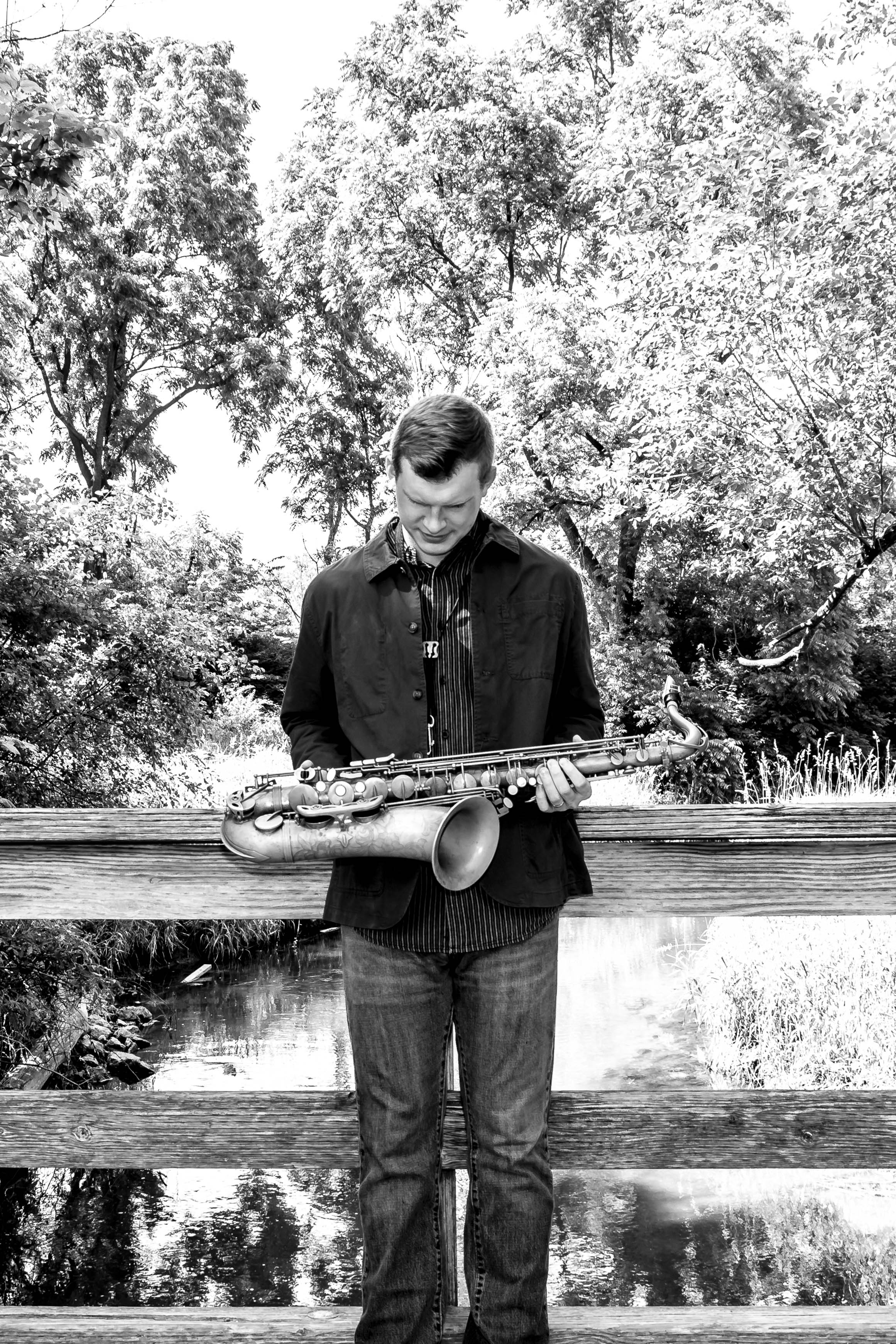 Joel Website(BW full body vertical)