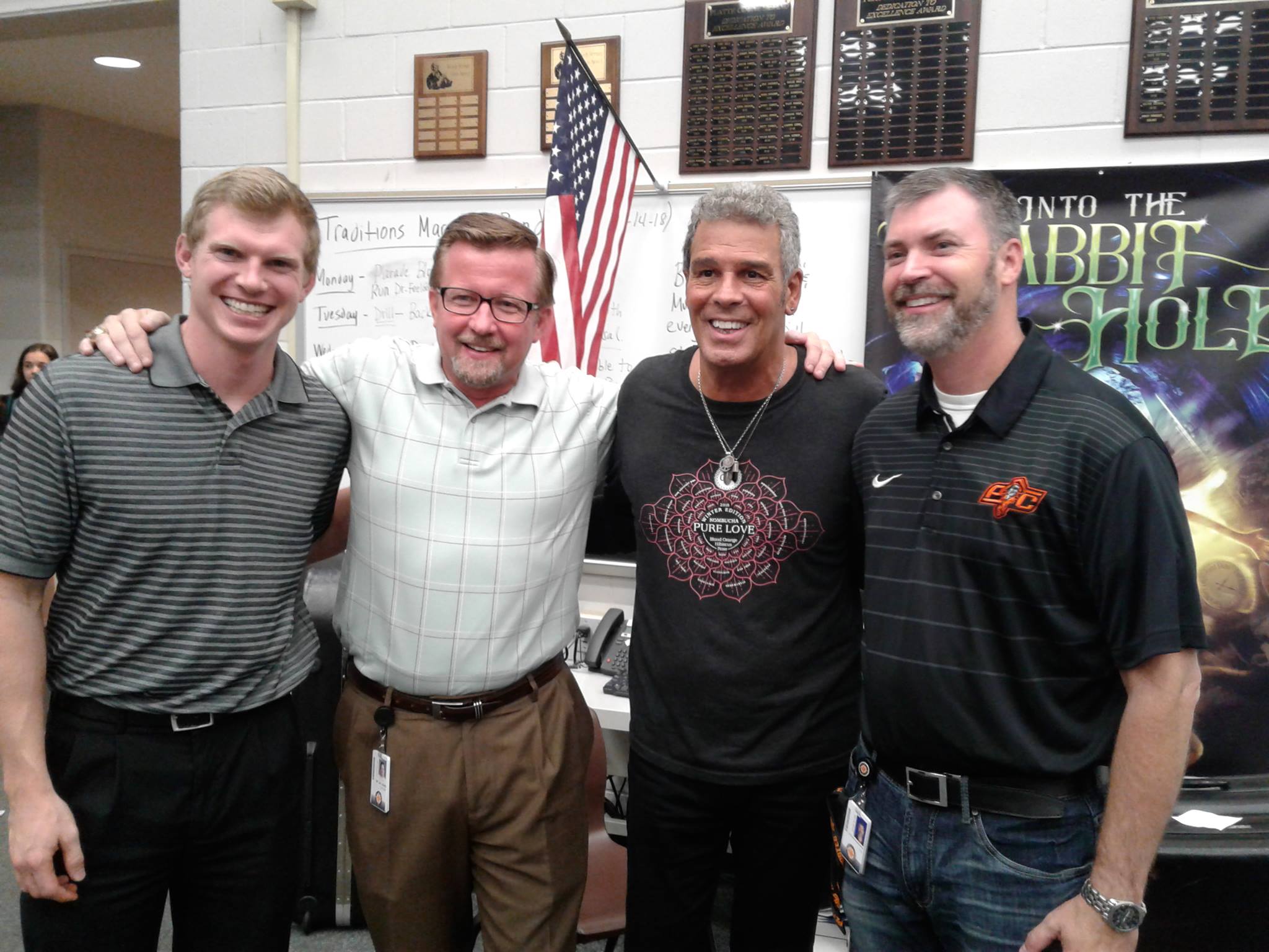 42246999_10156933880092018_3466311840806469632_n